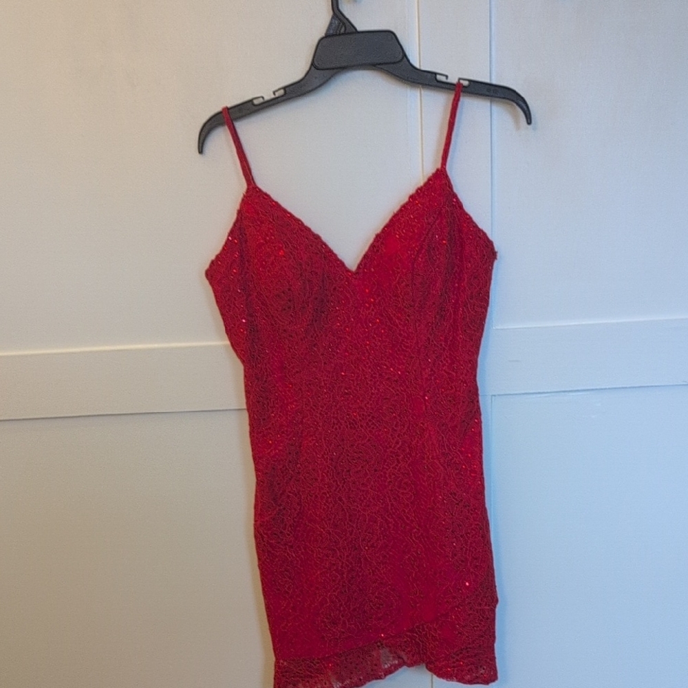 Elegant Red Lace Women's Dress